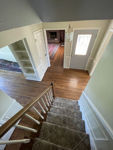 912 Long Creek Rd, Lafayette, TN 37083