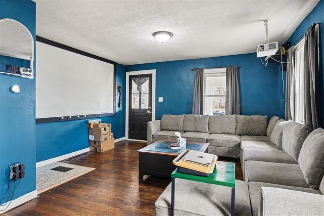 216 N Wilmott Street, Otsego, MI 49078