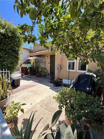 1634 W Parade, Long Beach, CA 90810