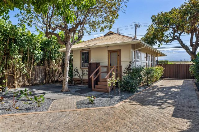 29 Hana Hwy, Paia, HI 96779