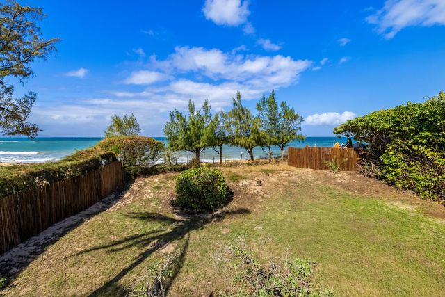 29 Hana Hwy, Paia, HI 96779