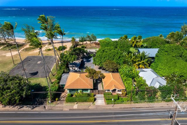 29 Hana Hwy, Paia, HI 96779