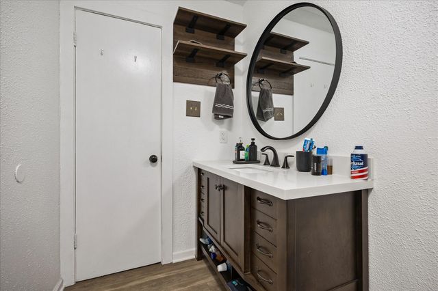 4615 Woodside Street, Houston, TX 77023