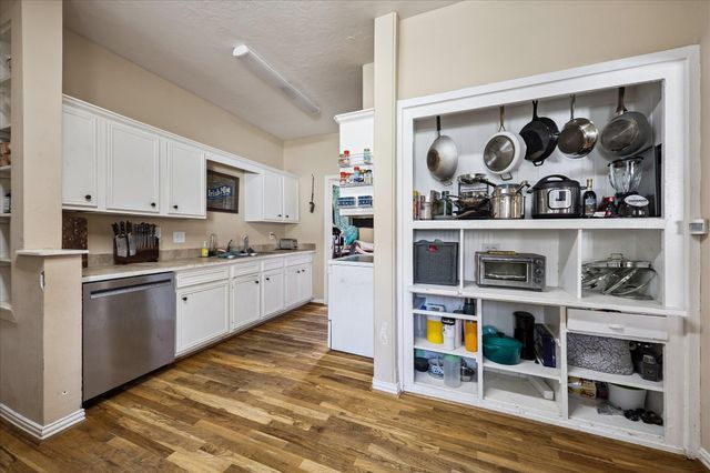 4615 Woodside Street, Houston, TX 77023