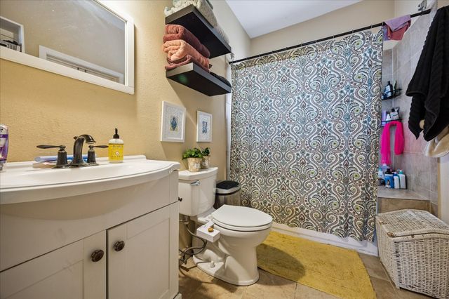 4615 Woodside Street, Houston, TX 77023