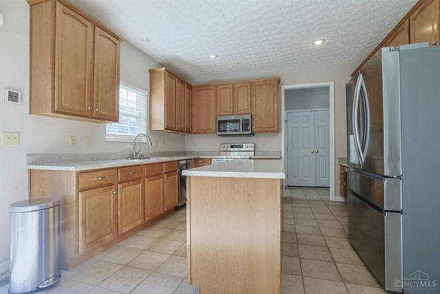 10510 Asheville Pine Court, Harrison, OH 45030