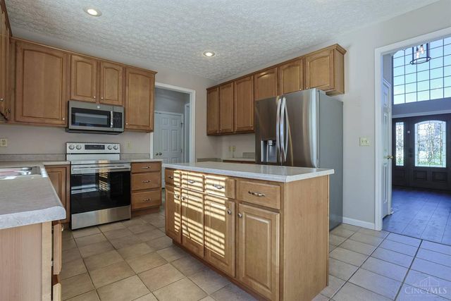10510 Asheville Pine Court, Harrison, OH 45030