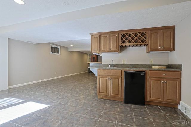 10510 Asheville Pine Court, Harrison, OH 45030