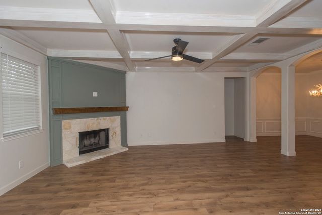 137 Conway Castle, New Braunfels, TX 78130