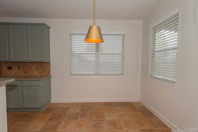 137 Conway Castle, New Braunfels, TX 78130