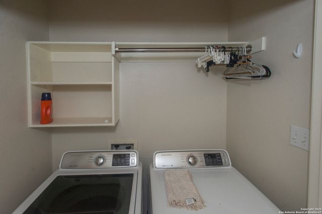 137 Conway Castle, New Braunfels, TX 78130