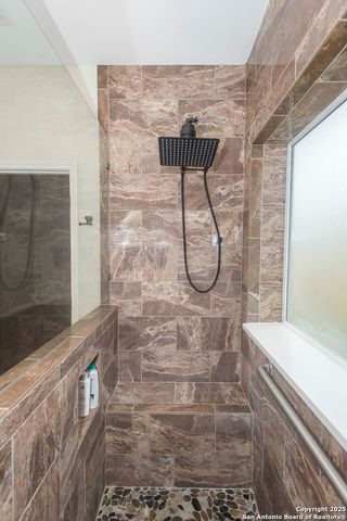 137 Conway Castle, New Braunfels, TX 78130