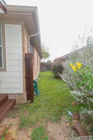 137 Conway Castle, New Braunfels, TX 78130