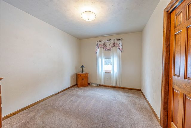 536 Lori Dr, Allegheny Twp, PA 15656