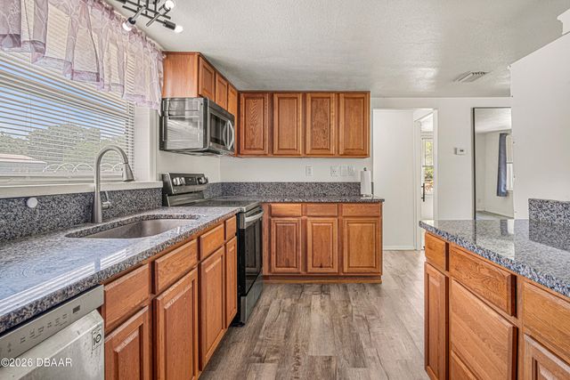 3545 Perkins Avenue, Mount Dora, FL 32757