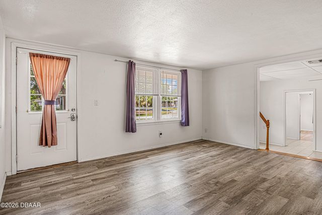 3545 Perkins Avenue, Mount Dora, FL 32757