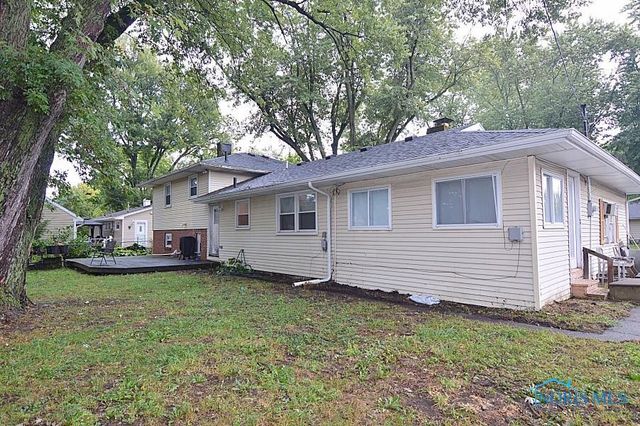 2113 Broadstone Road, Toledo, OH 43615