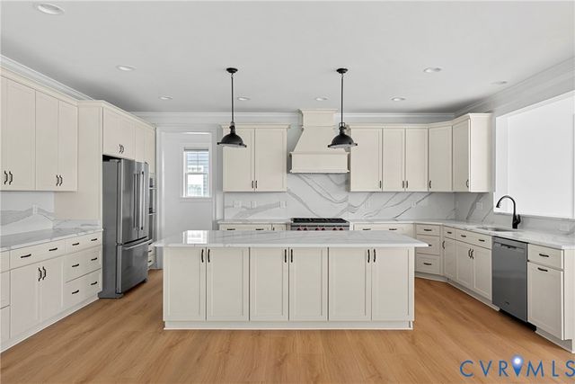 12252 Porsche Dr, Glen Allen, VA 23059