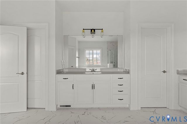 12252 Porsche Dr, Glen Allen, VA 23059