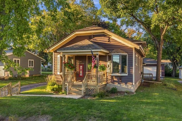 N70W5886 Bridge ROAD, Cedarburg, WI 53012