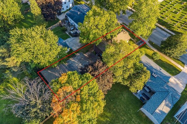 N70W5886 Bridge ROAD, Cedarburg, WI 53012