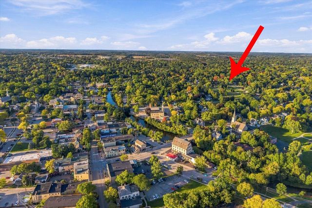N70W5886 Bridge ROAD, Cedarburg, WI 53012