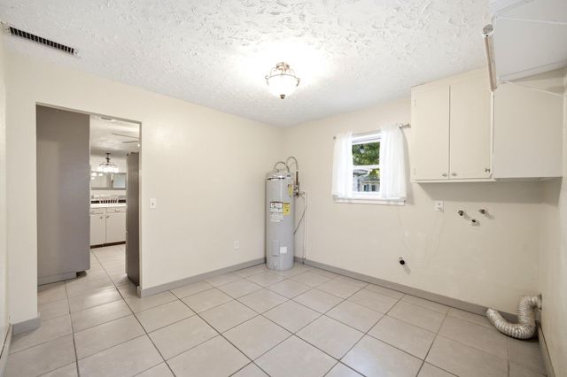 993 County Road 2271, Cleveland, TX 77327