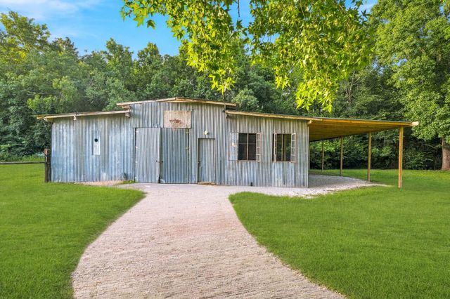 993 County Road 2271, Cleveland, TX 77327