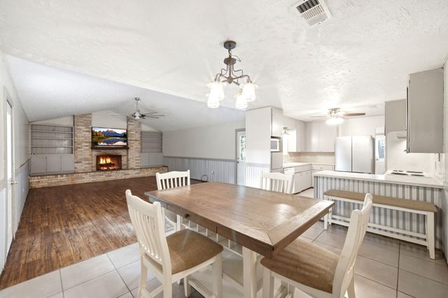 993 County Road 2271, Cleveland, TX 77327