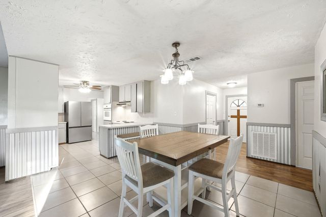 993 County Road 2271, Cleveland, TX 77327