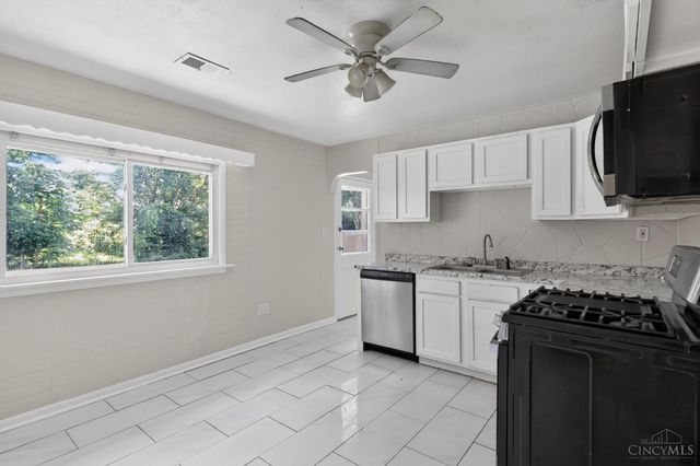 9998 Crusader Drive, Colerain Twp, OH 45251
