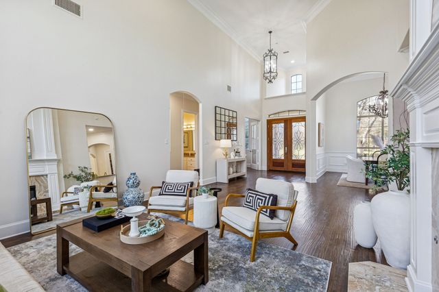 7530 Yamini Drive, Dallas, TX 75230