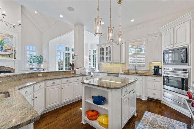 517 Gramercy NE Drive, Marietta, GA 30068