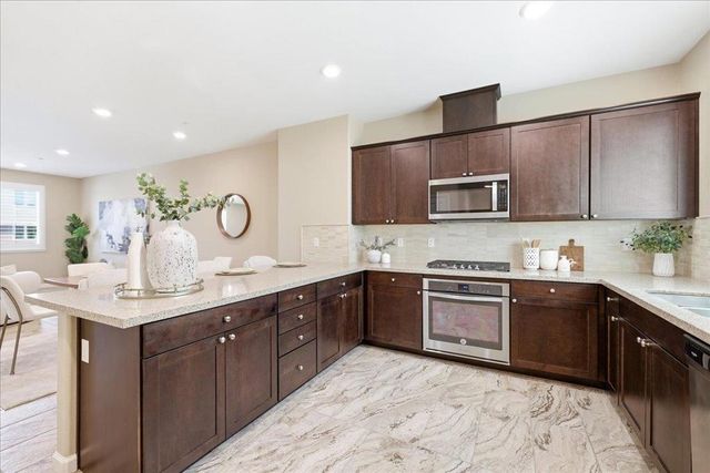 3065 Valley Of Hearts Delight Place 3, San Jose, CA 95136