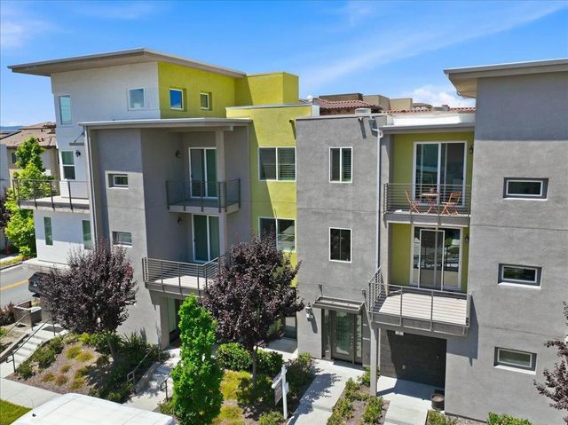 3065 Valley Of Hearts Delight Place 3, San Jose, CA 95136