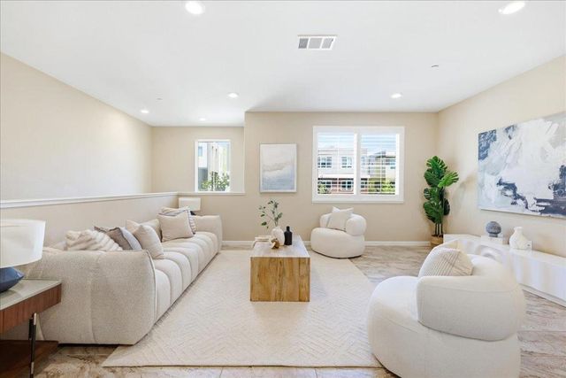3065 Valley Of Hearts Delight Place 3, San Jose, CA 95136