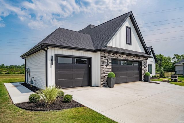 503 Grantham Passage, Fort Wayne, IN 46845