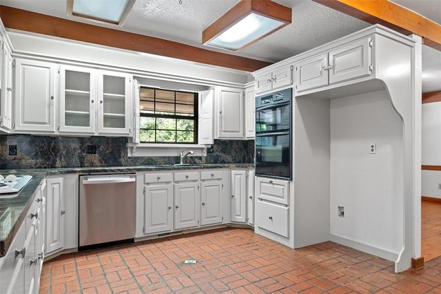 1600 E Covell Road, Edmond, OK 73034