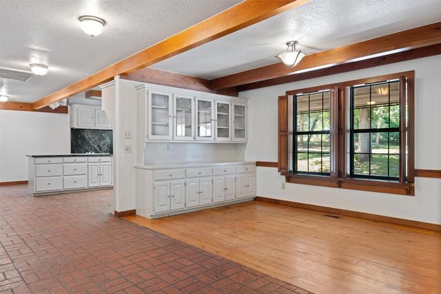 1600 E Covell Road, Edmond, OK 73034