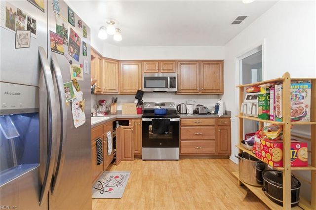 505 Scarborough DR, Chesapeake, VA 23322