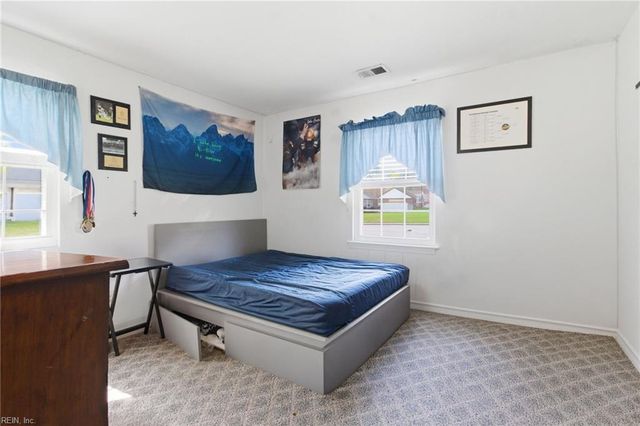 505 Scarborough DR, Chesapeake, VA 23322