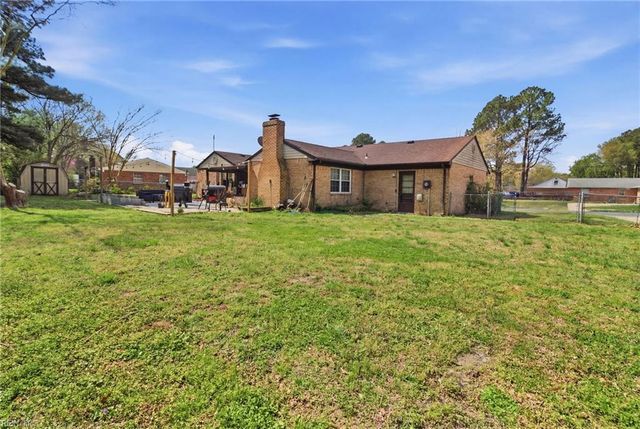 505 Scarborough DR, Chesapeake, VA 23322