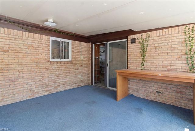 505 Scarborough DR, Chesapeake, VA 23322