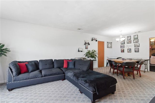 505 Scarborough DR, Chesapeake, VA 23322