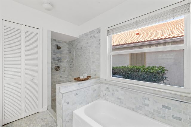 2650 Fairway Cove Court, Wellington, FL 33414