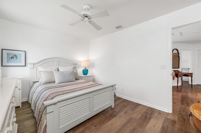 2650 Fairway Cove Court, Wellington, FL 33414