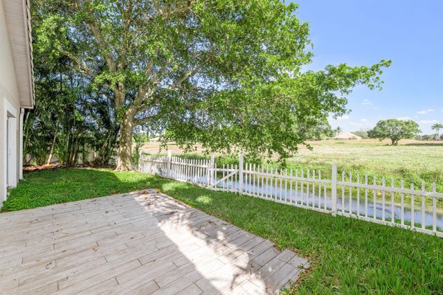 2650 Fairway Cove Court, Wellington, FL 33414