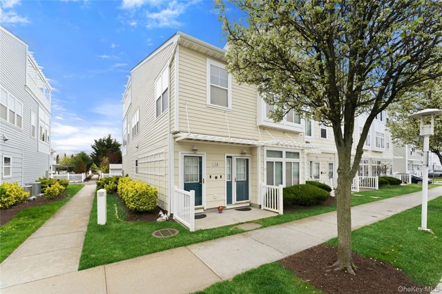 136 Meridian Boulevard, Arverne, NY 11692