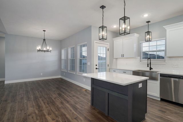 553 Delaware Court, Rogersville, MO 65742