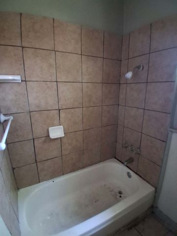 3222 Garden Lane, Dallas, TX 75215